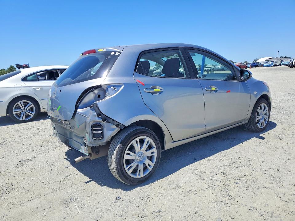 2011 Mazda 2 VIN JM1DE1HZ4B0125534 COPART salvage auction — REAR END, CA - SALVAGE CERTIFICATE, sold $750 on 2026-07-23 (photo 3)