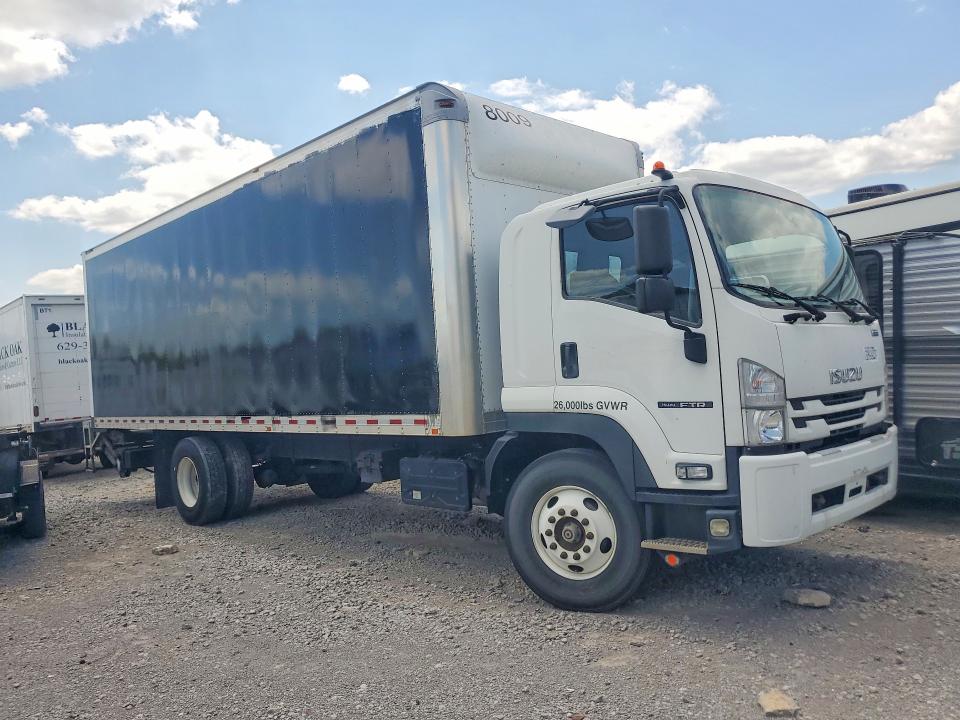 2018 Isuzu FTR VIN 54DK6S16XJSG01698 COPART salvage auction — MINOR DENT/SCRATCHES, PA - CERT OF TITLE, sold $21,000 on 2026-08-04 (photo 4)