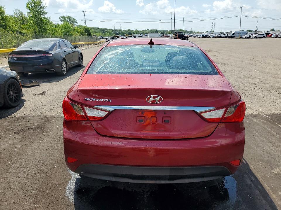 2014 Hyundai Sonata VIN 5NPEB4ACXEH888203 COPART salvage auction — MINOR DENT/SCRATCHES, Mi - Dealer Only Clean Title, sold $675 on 2026-07-17 (photo 6)