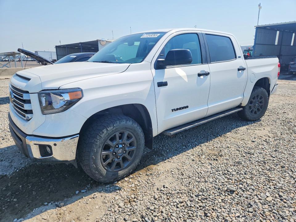 2021 Toyota Tundra VIN 5TFDY5F18MX974815 COPART salvage auction — SIDE, Co - Public - Salvage Title, sold $18,700 on 2026-07-23 (photo 1)