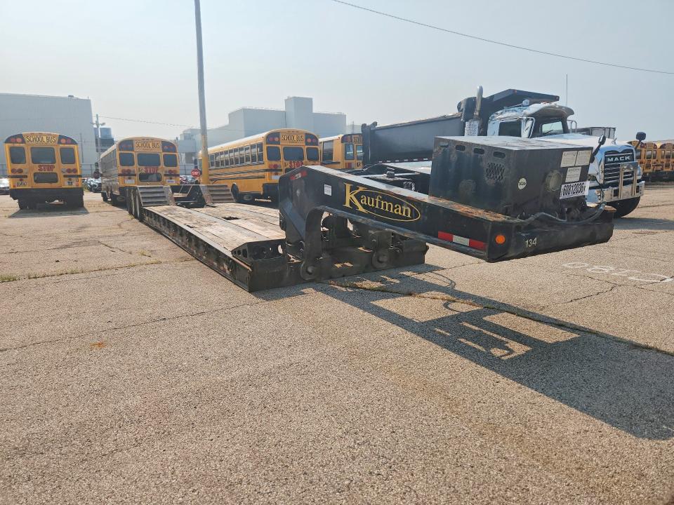 2018 Kenworth Unknown VIN 1K9FR4338JB367190 COPART salvage auction — UNDERCARRIAGE, OH - CERT OF TITLE-SALVAGE, sold $14,400 on 2026-07-30 (photo 4)