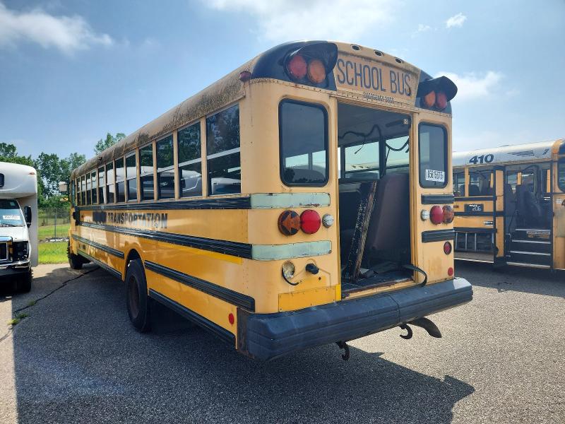 2007 Intl VIN 4DRBUAFN07B410507 COPART salvage auction — STRIPPED, MI - CERT OF TITLE-MUNICIPAL, sold $1,050 on 2026-07-28 (photo 3)