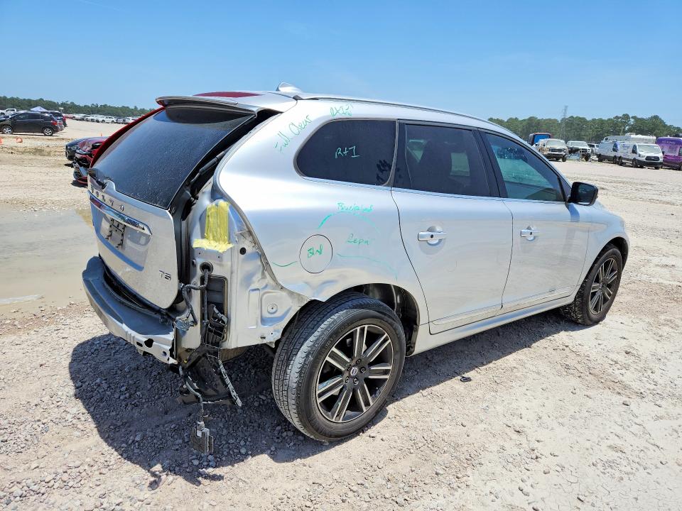 2016 Volvo Xc60 VIN YV440MDK2G2849238 COPART salvage auction — REAR END, Tx - Salvage Vehicle Title, sold $2,200 on 2026-08-07 (photo 3)