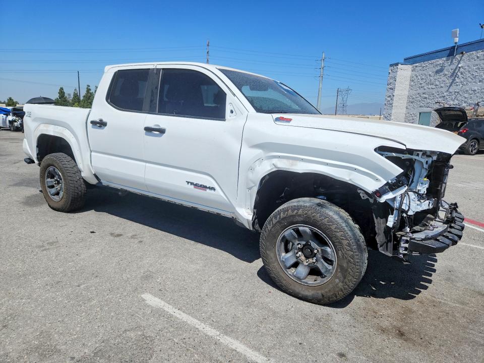 2025 Toyota Tacoma VIN 3TMLB5JN9SM134021 COPART salvage auction — FRONT END, Ca - Salvage Certificate, sold $14,300 on 2026-08-25 (photo 4)