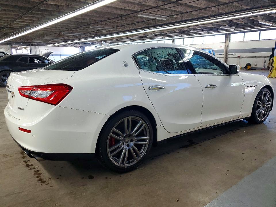 2014 Maserati Ghibli VIN ZAM57RTA3E1097878 COPART salvage auction — ROOF, IL - CERTIFICATE OF TITLE, sold $275 on 2026-07-27 (photo 3)