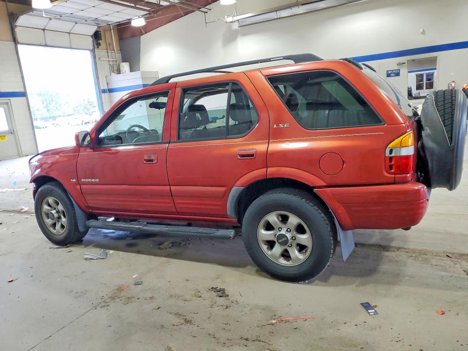 1999 Isuzu Rodeo VIN 4S2CM58WXX4362514 COPART salvage auction — FRONT END, VA - CERT OF TITLE - SALVAGE, sold $875 on 2026-07-31 (photo 2)