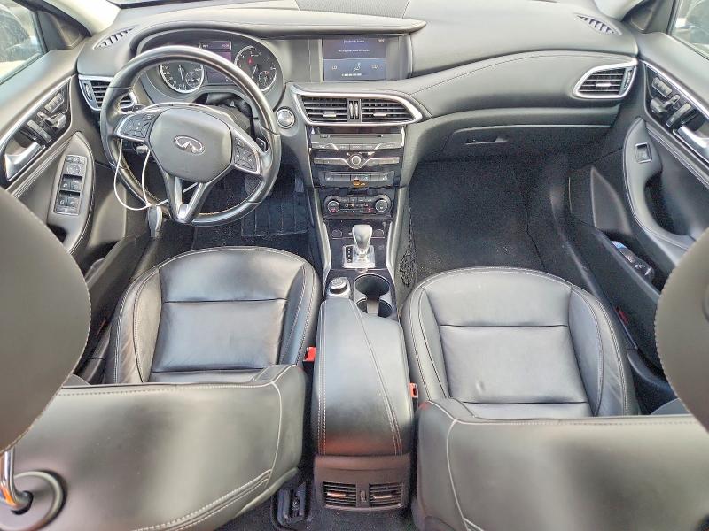 2018 Infiniti Qx30 VIN SJKCH5CR1JA057605 COPART salvage auction — NORMAL WEAR, Tx - Salvage Vehicle Title, sold $1,600 on 2026-07-24 (photo 8)