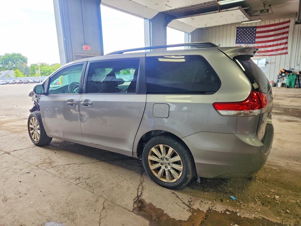 2011 Toyota Sienna VIN 5TDDK3DC6BS029911 COPART salvage auction — FRONT END, WI - CERT OF TITLE-SALVAGE VEHICLE, sold $1,650 on 2026-07-27 (photo 2)