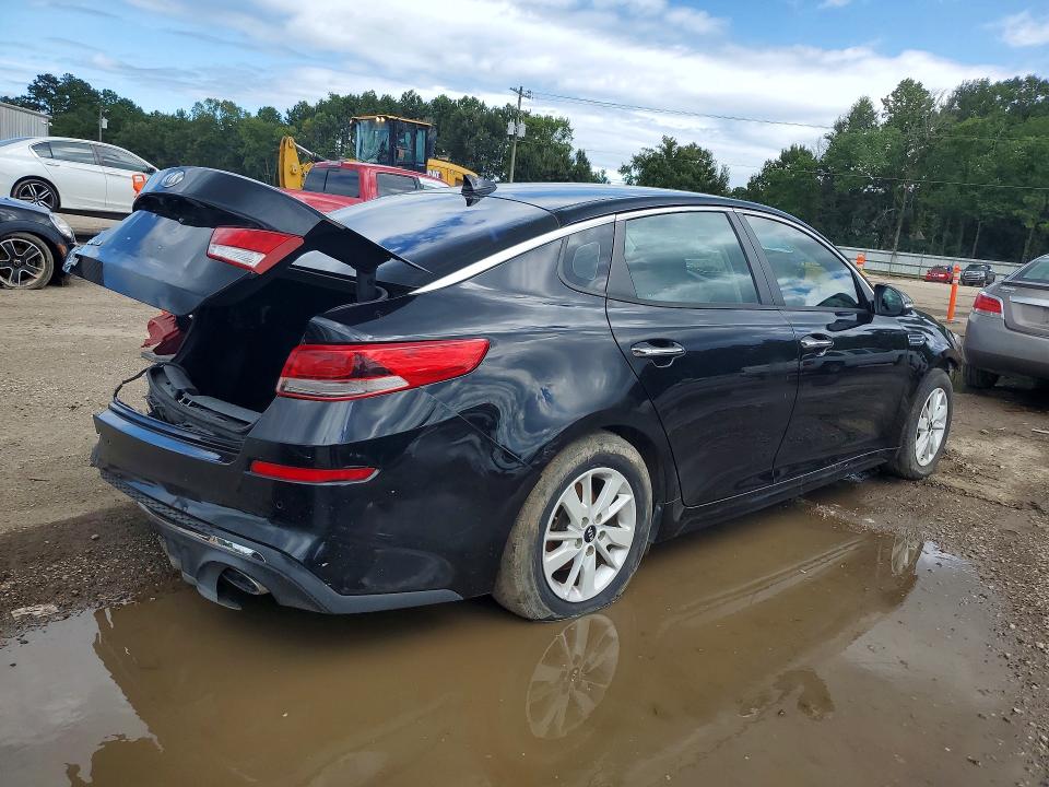 2019 Kia Optima VIN 5XXGT4L35KG279238 COPART salvage auction — REAR END, La - Permit To Sell-Salvage Vehicle, sold $650 on 2026-07-31 (photo 3)