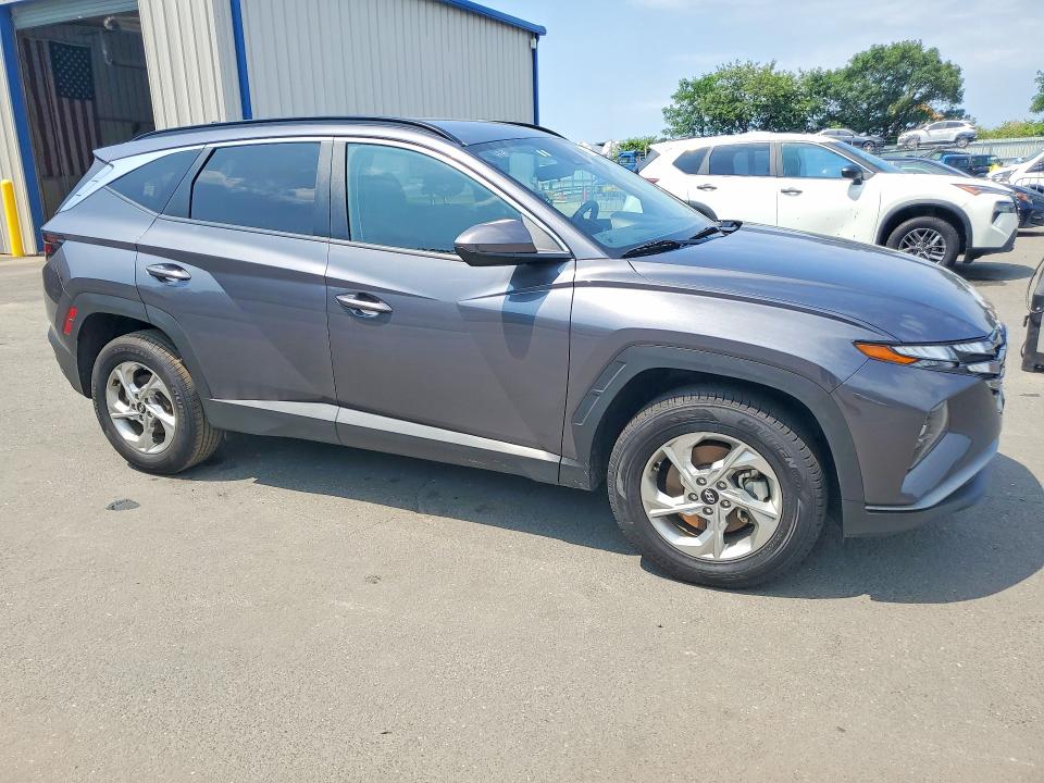2024 Hyundai Tucson VIN KM8JBCDE7RU308144 COPART salvage auction — MECHANICAL, NY - CERTIFICATE OF TITLE, sold $9,300 on 2026-07-20 (photo 4)