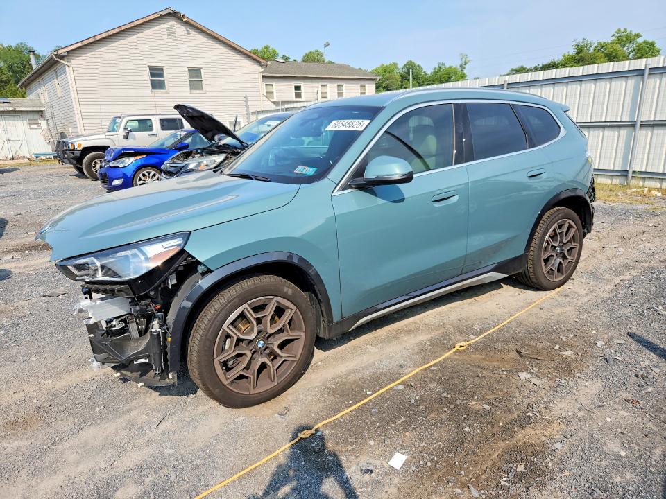 2025 BMW X1 VIN WBX73EF05S5189389 COPART salvage auction — REAR END, PA - CERTIFICATE OF SALVAGE, sold $4,750 on 2026-07-23 (photo 1)