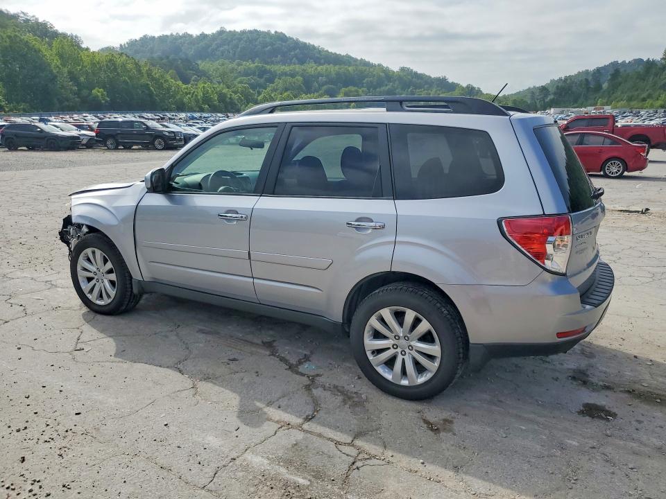 2013 Subaru Forester VIN JF2SHADC0DH417154 COPART salvage auction — FRONT END, Wv - Salvage Certificate, sold $650 on 2026-07-16 (photo 2)