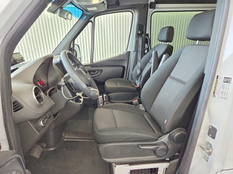 2025 Mercedes-benz Sprinter VIN W1Z4KGHY2ST221588 COPART salvage auction — BURN, Fl - Certificate Of Title, sold $19,000 on 2026-07-14 (photo 7)