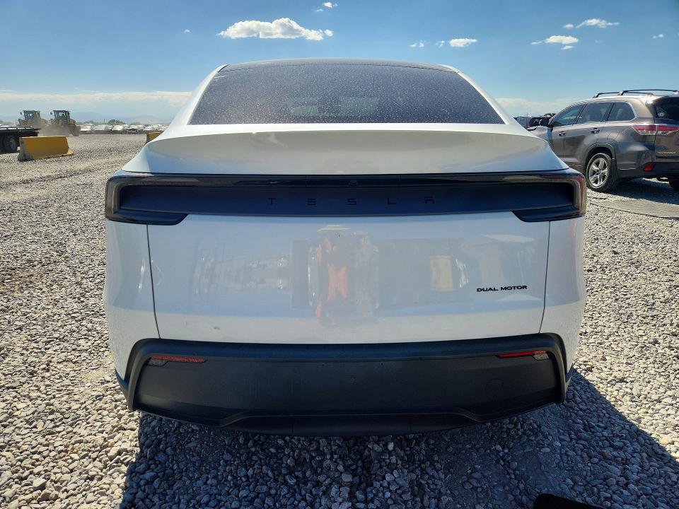 2026 Tesla Model y VIN 7SAYGDEE8TF576695 COPART salvage auction — FRONT END, Co - Public - Salvage Title, sold $22,400 on 2026-08-04 (photo 6)