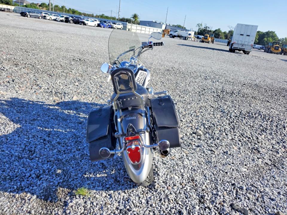 2004 Yamaha Xvs1100 VIN JYAVP11E24A051951 COPART salvage auction — MINOR DENT/SCRATCHES, Fl - Certificate Of Title, sold $850 on 2026-07-09 (photo 4)