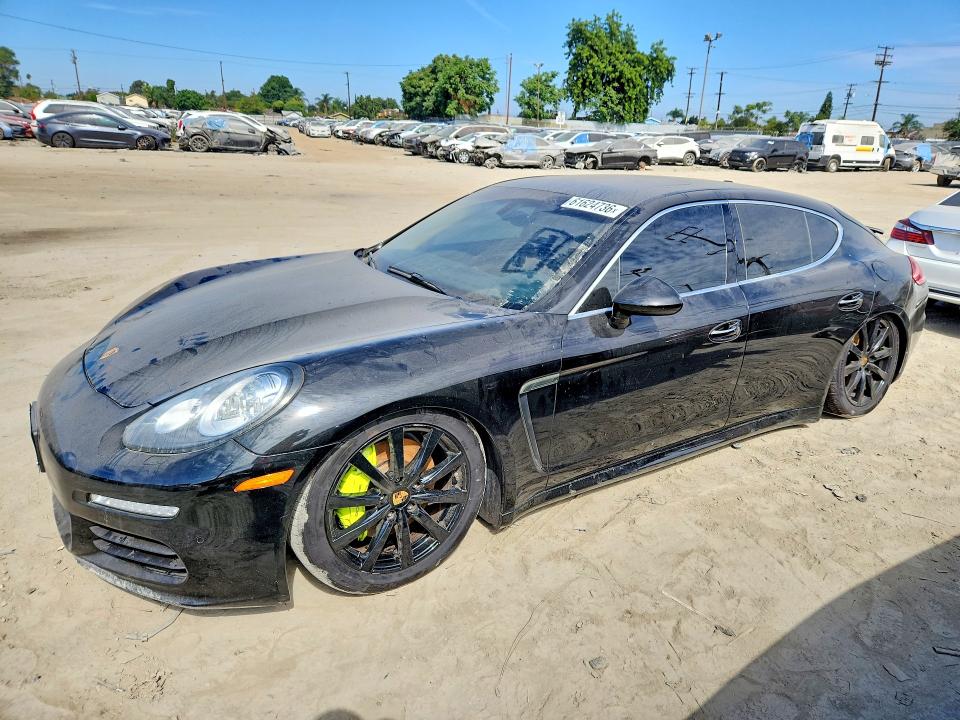 2015 Porsche Panamera VIN WP0AD2A70FL040716 COPART salvage auction — MINOR DENT/SCRATCHES, Salvage Title, sold $6,500 on 2026-10-05 (photo 1)