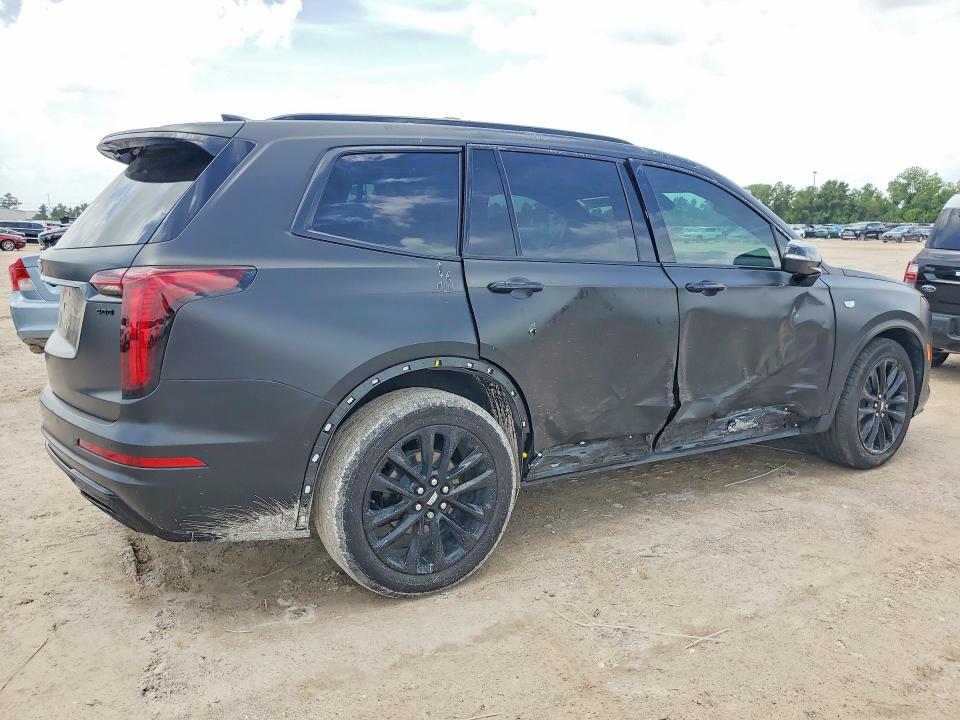 2024 Cadillac Xt6 VIN 1GYKPCRS1RZ734739 COPART salvage auction — SIDE, Tx - Salvage Vehicle Title, sold $10,800 on 2026-07-31 (photo 3)