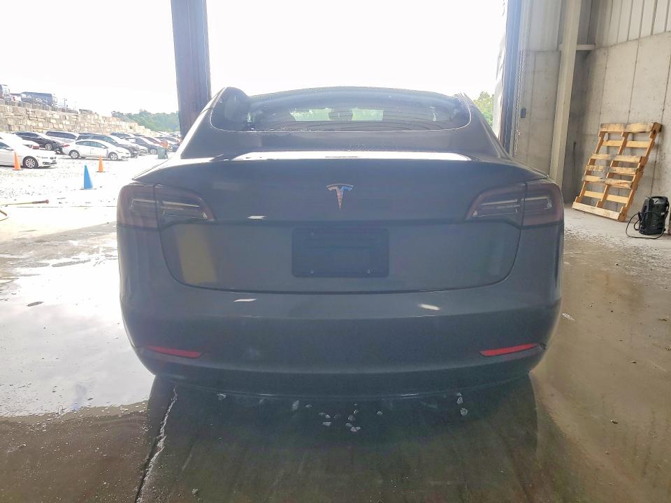 2022 Tesla Model 3 VIN 5YJ3E1EA9NF289068 COPART salvage auction — FRONT END, FL - CERTIFICATE OF TITLE, sold $7,400 on 2026-07-20 (photo 6)
