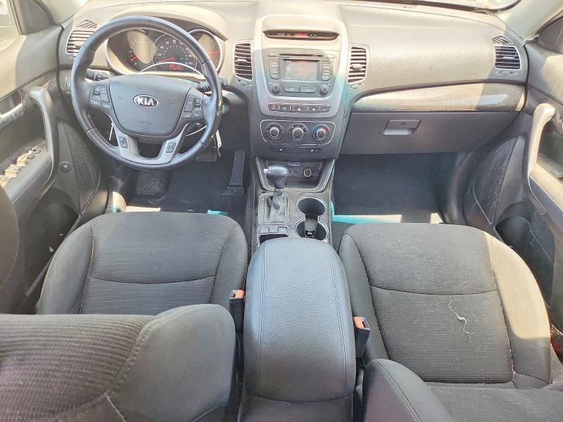 2014 Kia Sorento VIN 5XYKT4A62EG543295 COPART salvage auction — MINOR DENT/SCRATCHES, Salvage Title, sold $775 on 2026-07-20 (photo 8)