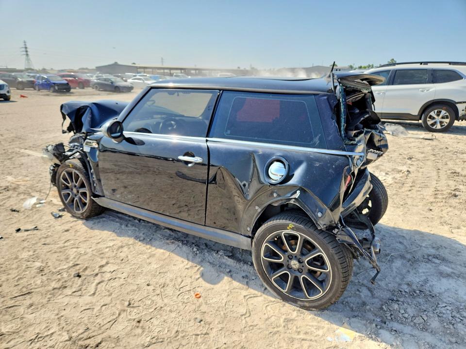 2013 Mini Cooper VIN WMWSV3C50DT389761 COPART salvage auction — REAR END, Tx - Salvage Vehicle Title, sold $450 on 2026-08-14 (photo 2)