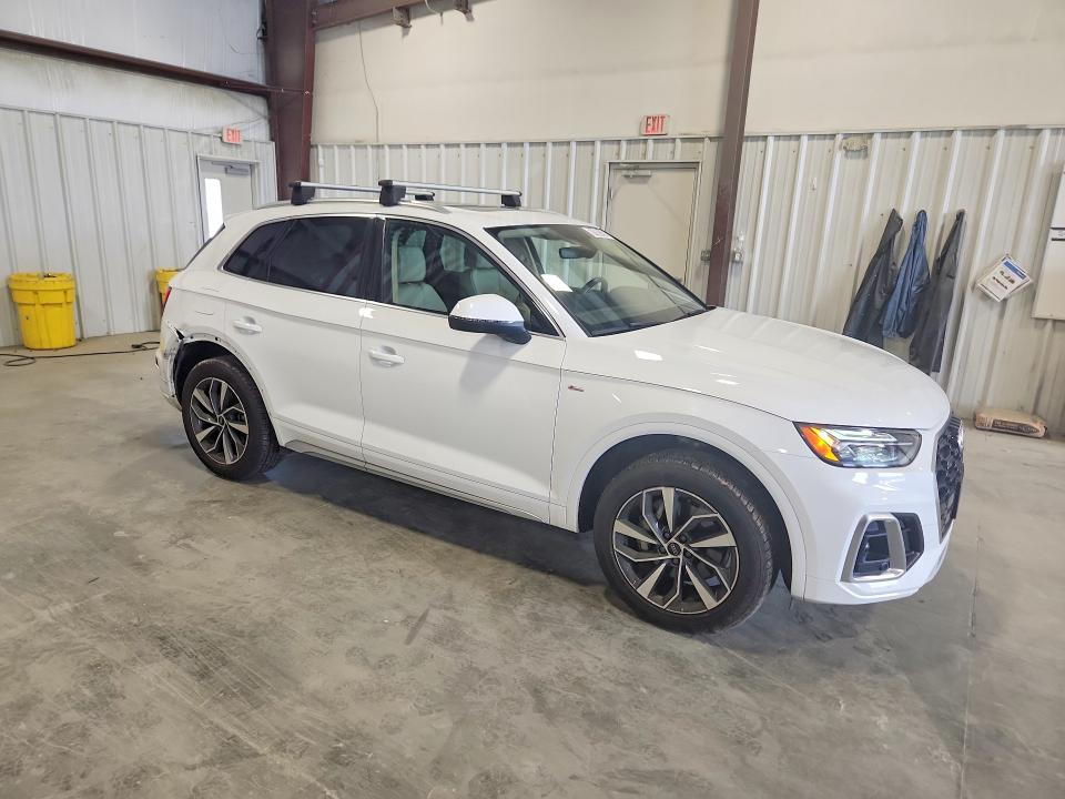 2024 Audi Q5 VIN WA1EAAFY2R2083559 COPART salvage auction — REAR END, TX - CERTIFICATE OF TITLE, sold $17,600 on 2026-07-20 (photo 4)