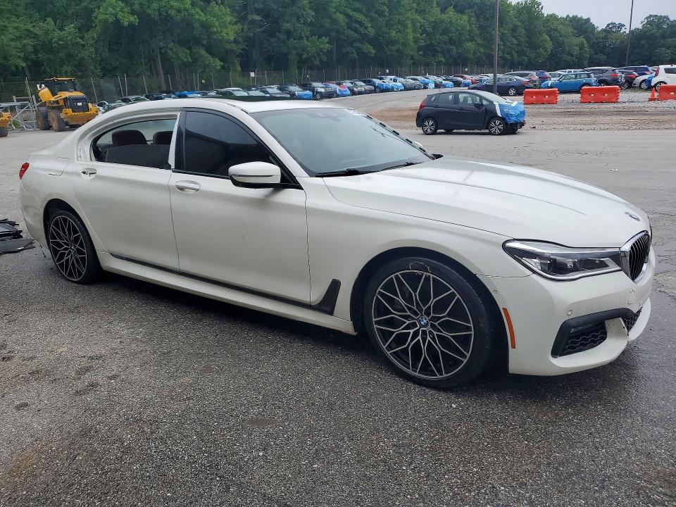 2018 BMW VIN WBA7F2C50JG423747 COPART salvage auction — MINOR DENT/SCRATCHES, Pa - Cert Of Title (P), sold $9,000 on 2026-07-20 (photo 4)