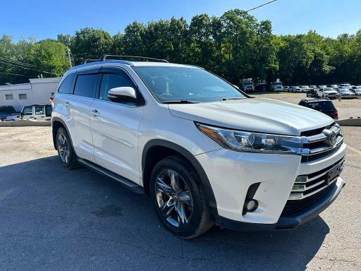 2018 Toyota Highlander VIN 5TDDZRFH9JS890764 COPART salvage auction — MINOR DENT/SCRATCHES, WV - CERTIFICATE OF TITLE, sold $2,750 on 2026-07-29 (photo 4)