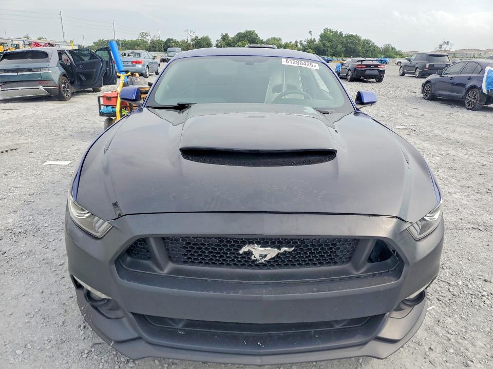 2016 Ford Mustang VIN 1FA6P8CF2G5321805 COPART salvage auction — NORMAL WEAR, Fl - Certificate Of Title, sold $13,900 on 2026-10-28 (photo 5)