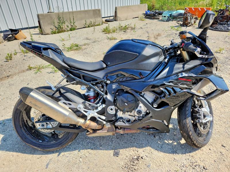 2026 BMW S VIN WB10P2304T6M31846 COPART salvage auction — SIDE, Il - Salvage Certificate, sold $8,100 on 2026-08-19 (photo 1)