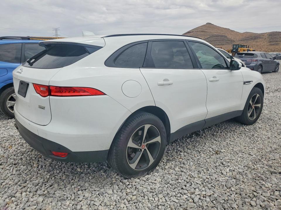 2017 Jaguar F-pace VIN SADCJ2BN5HA494770 COPART salvage auction — MECHANICAL, NV - CERTIFICATE OF TITLE, sold $1,550 on 2026-07-27 (photo 3)