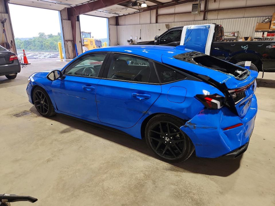 2026 Honda Civic VIN 19XFL2H85TE005472 COPART salvage auction — REAR END, Md - Certificate Of Title, sold $9,000 on 2026-07-28 (photo 2)