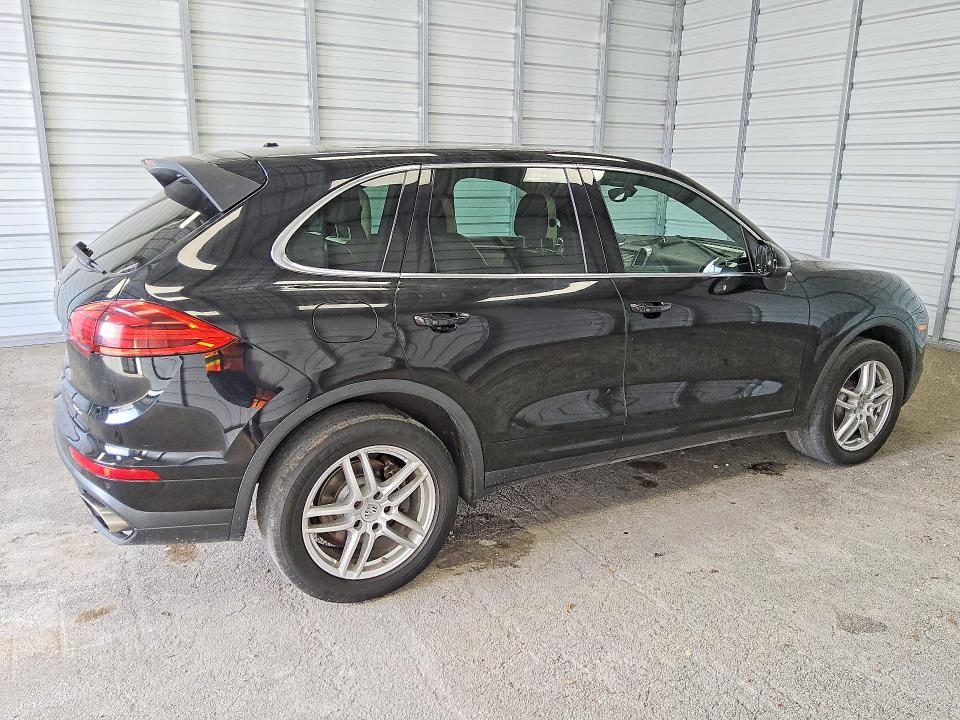 2016 Porsche Cayenne VIN WP1AA2A20GLA09219 COPART salvage auction — MINOR DENT/SCRATCHES, FL - CERTIFICATE OF TITLE, sold $7,700 on 2026-07-28 (photo 3)
