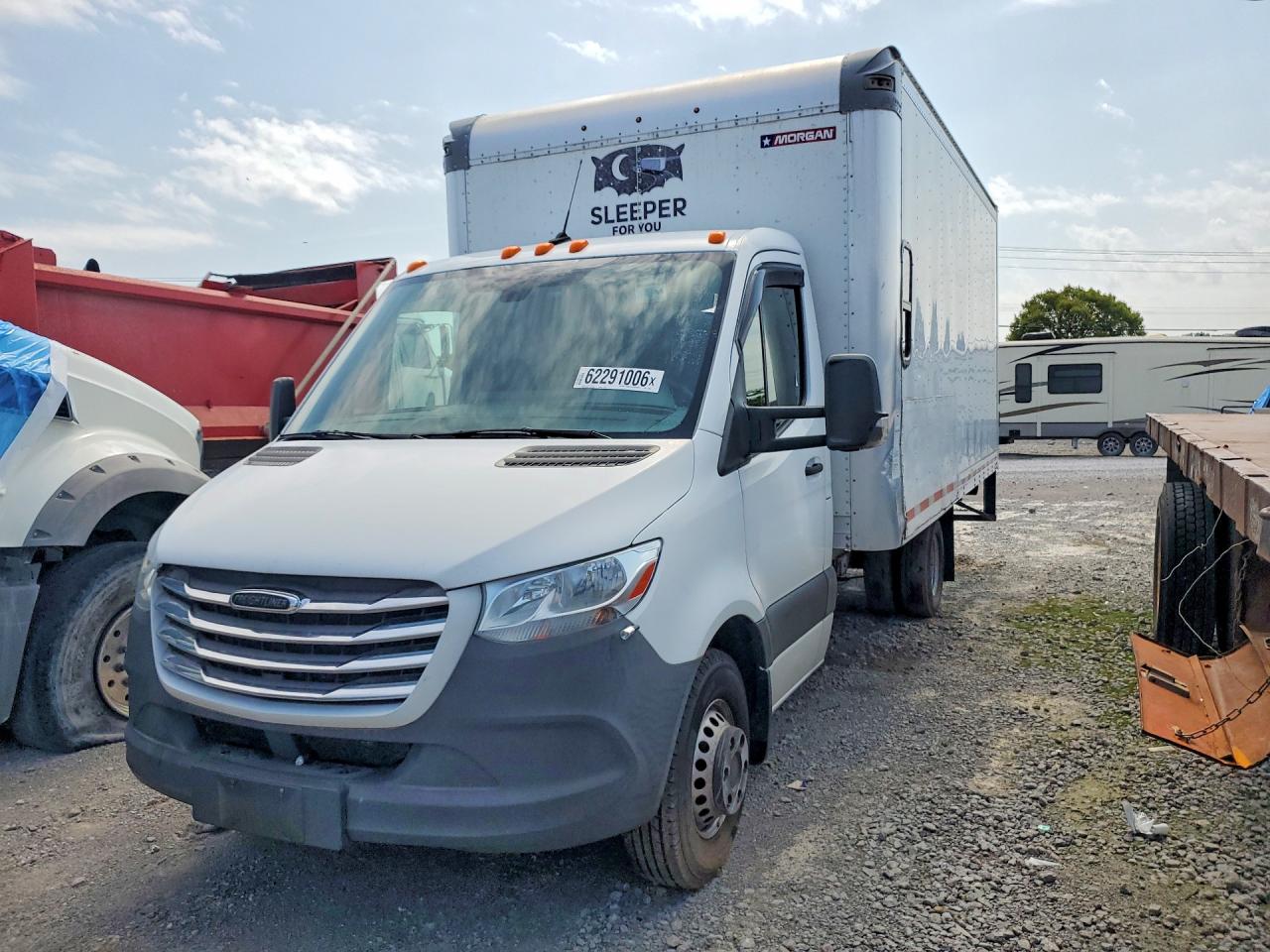 2021 Freightliner Sprinter VIN W2X8E33Y2MN174509 — COPART salvage auction photo