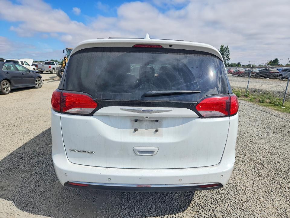 2017 Chrysler Pacifica VIN 2C4RC1BG2HR815929 COPART salvage auction — FRONT END, Or - Salvage Title Certificate, sold $2,850 on 2026-09-16 (photo 6)
