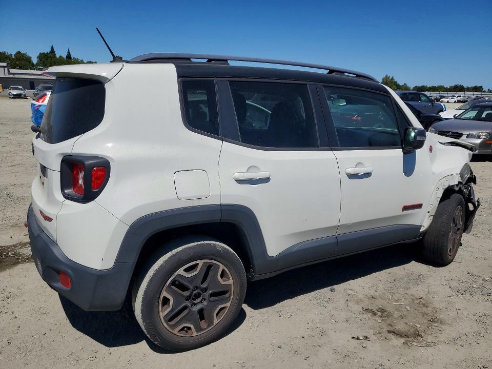 2015 Jeep Renegade VIN ZACCJBCT0FPC12427 COPART salvage auction — FRONT END, Ca - Salvage Certificate, sold $1,800 on 2026-08-06 (photo 3)