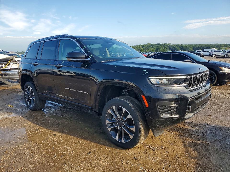2023 Jeep Grand cherokee VIN 1C4RJHDGXPC548221 COPART salvage auction — HAIL, Ks - Cert Of Title-Salvage, sold $7,200 on 2026-07-30 (photo 4)