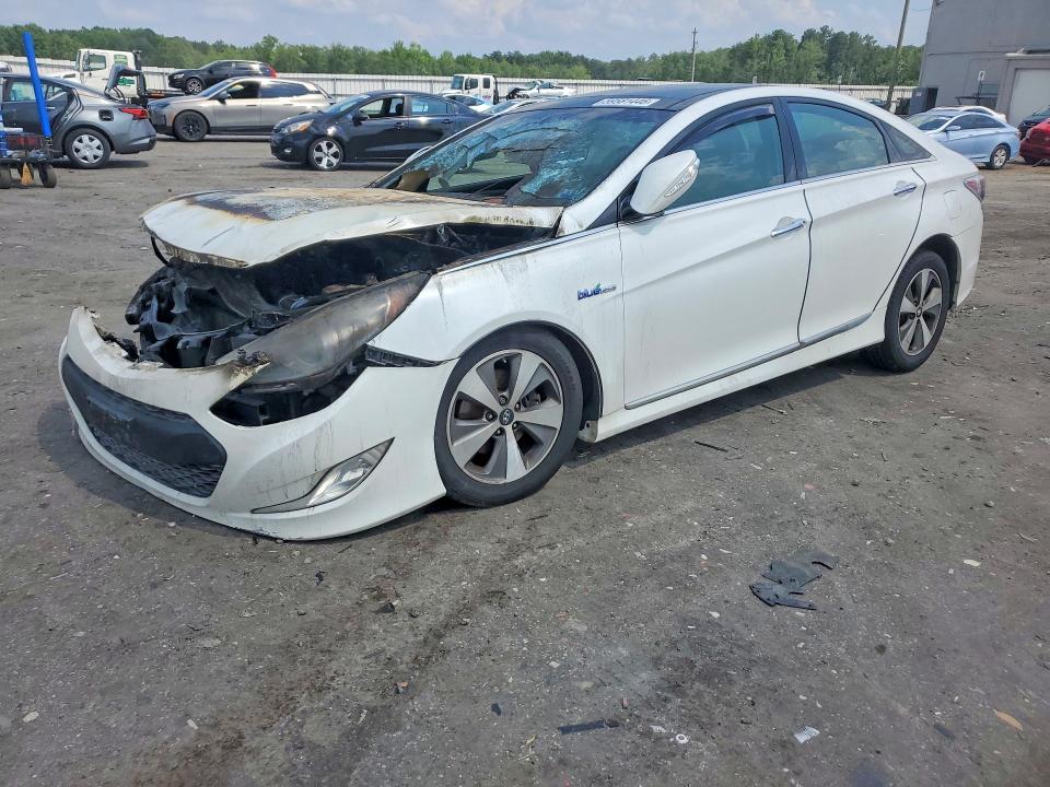 2011 Hyundai Sonata VIN KMHEC4A44BA010724 COPART salvage auction — Burn Engine, VA - CERT OF TITLE - SALVAGE, sold $325 on 2026-07-22 (photo 1)