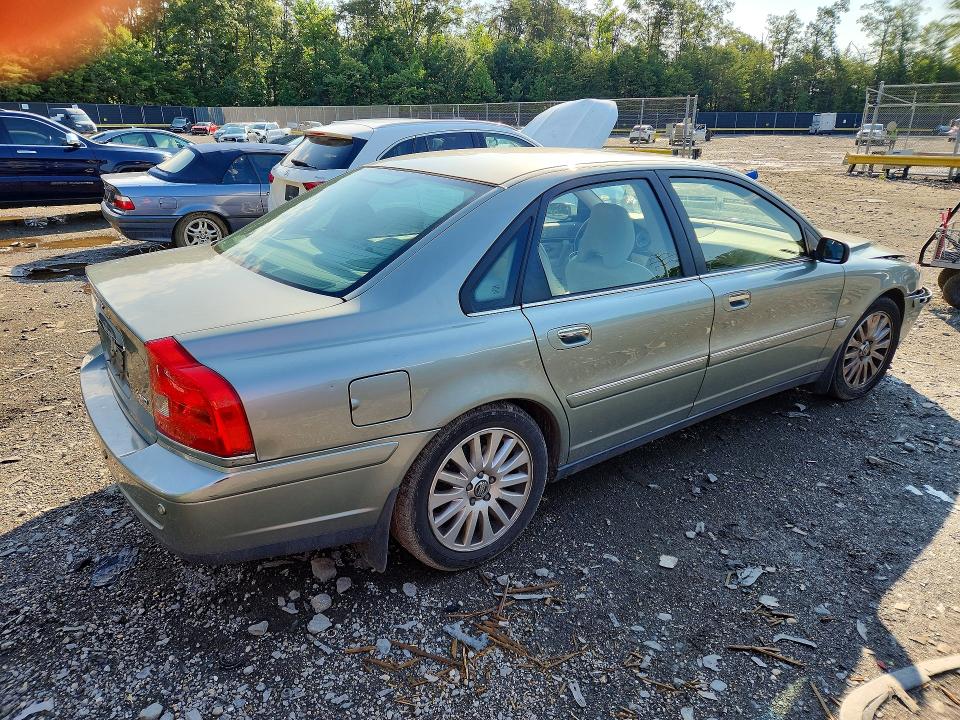 2006 Volvo S80 VIN YV1TH592961440898 COPART salvage auction — FRONT END, Md - Cert Of Salvage > 75% Damage, sold $225 on 2026-08-18 (photo 3)