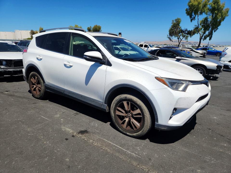 2017 Toyota Rav 4 VIN JTMWFREV5HJ716173 COPART salvage auction — UNDERCARRIAGE, Ca - Salvage Certificate, sold $5,200 on 2026-07-20 (photo 4)