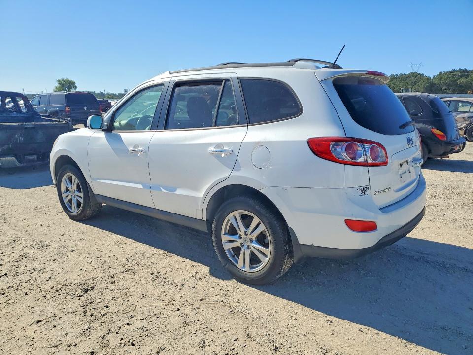 2012 Hyundai Santa fe VIN 5XYZKDAG2CG157564 COPART salvage auction — MINOR DENT/SCRATCHES, Ny - Dis/Dlr/Exp Clean Title, sold $750 on 2026-07-31 (photo 2)
