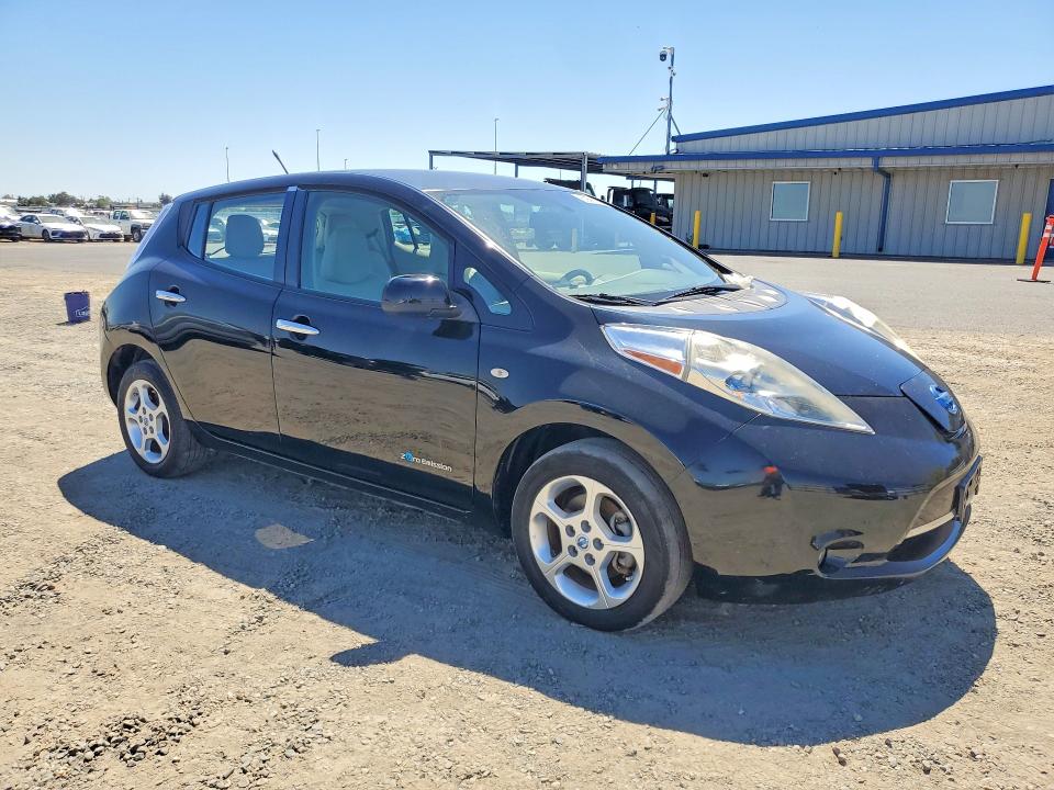 2012 Nissan Leaf VIN JN1AZ0CP1CT020587 COPART salvage auction — NORMAL WEAR, Ca - Dis/Dlr/Exp Only Clean Title, sold $1,200 on 2026-07-28 (photo 4)