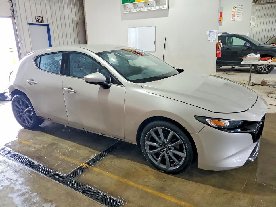 2022 Mazda 3 VIN JM1BPAKLXN1502811 COPART salvage auction — REAR END, Md - Cert Of Salvage > 75% Damage, sold $3,750 on 2026-07-16 (photo 4)