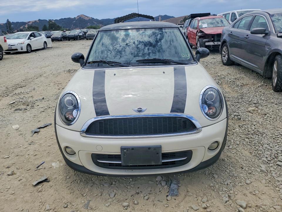 2012 Mini Cooper VIN WMWSU3C55CT539882 COPART salvage auction — VANDALISM, Ca - Salvage Certificate, sold $60 on 2026-07-28 (photo 5)