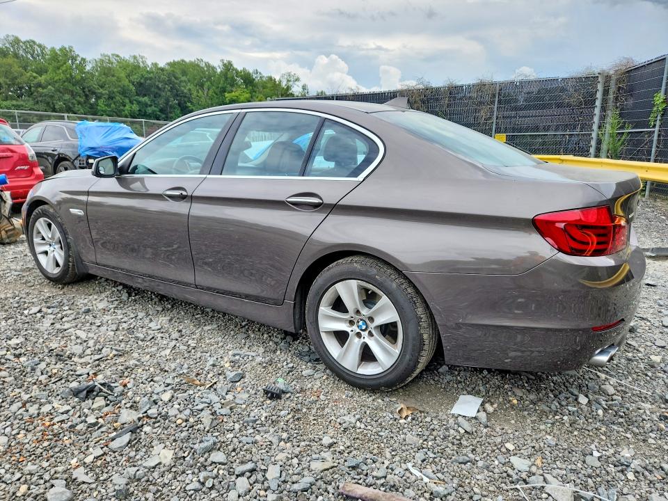 2011 BMW 5er VIN WBAFR1C50BC749120 COPART salvage auction — MINOR DENT/SCRATCHES, MD - CERTIFICATE OF TITLE, sold $275 on 2026-07-24 (photo 2)