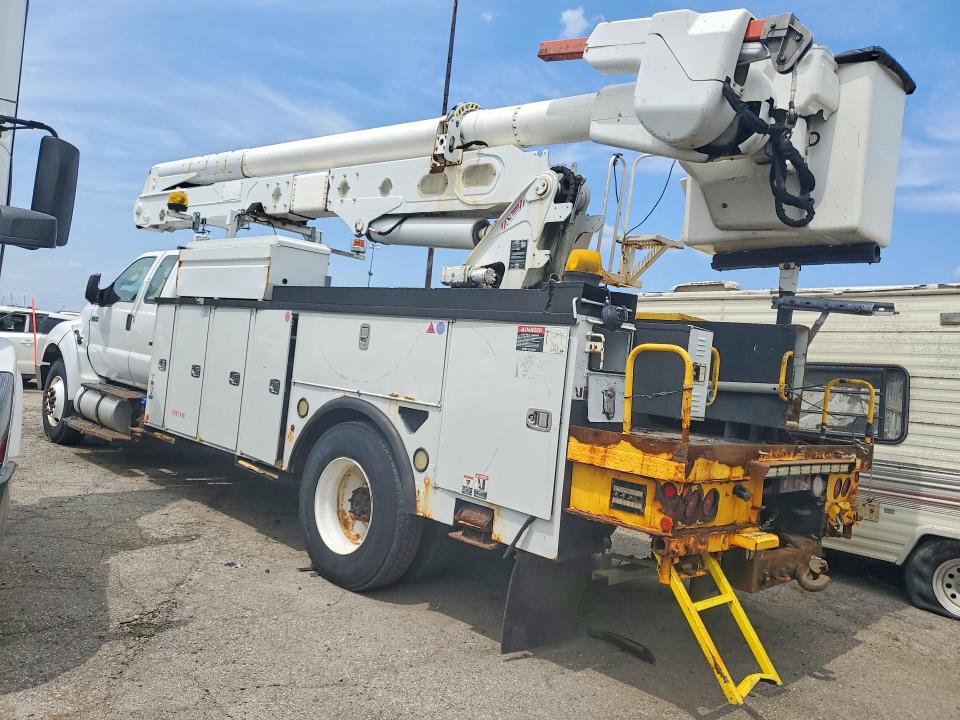 2012 Ford F-750 VIN 3FRXX7FK5CV397697 COPART salvage auction — MINOR DENT/SCRATCHES, MI - CERTIFICATE OF TITLE, sold $6,900 on 2026-09-04 (photo 2)
