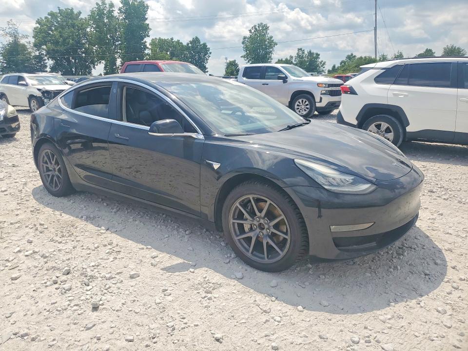 2019 Tesla Model 3 VIN 5YJ3E1EB0KF208804 COPART salvage auction — MINOR DENT/SCRATCHES, Mi - Certificate Of Title, sold $8,400 on 2026-07-23 (photo 4)
