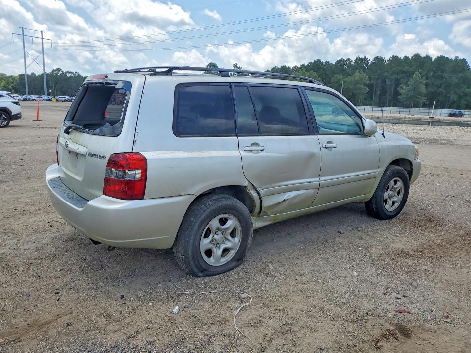 2006 Toyota Highlander VIN JTEGD21A560142970 COPART salvage auction — REAR END, LA - CERT OF TITLE-RECONSTRUCTED, sold $725 on 2026-07-17 (photo 3)