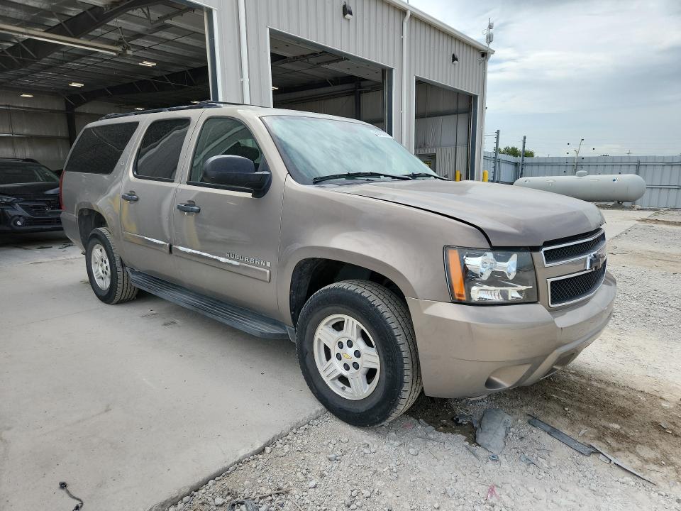 2007 Chevrolet Suburban VIN 1GNFK16397J301471 COPART salvage auction — MINOR DENT/SCRATCHES, Ne - Certificate Of Title, sold $1,600 on 2026-07-09 (photo 4)