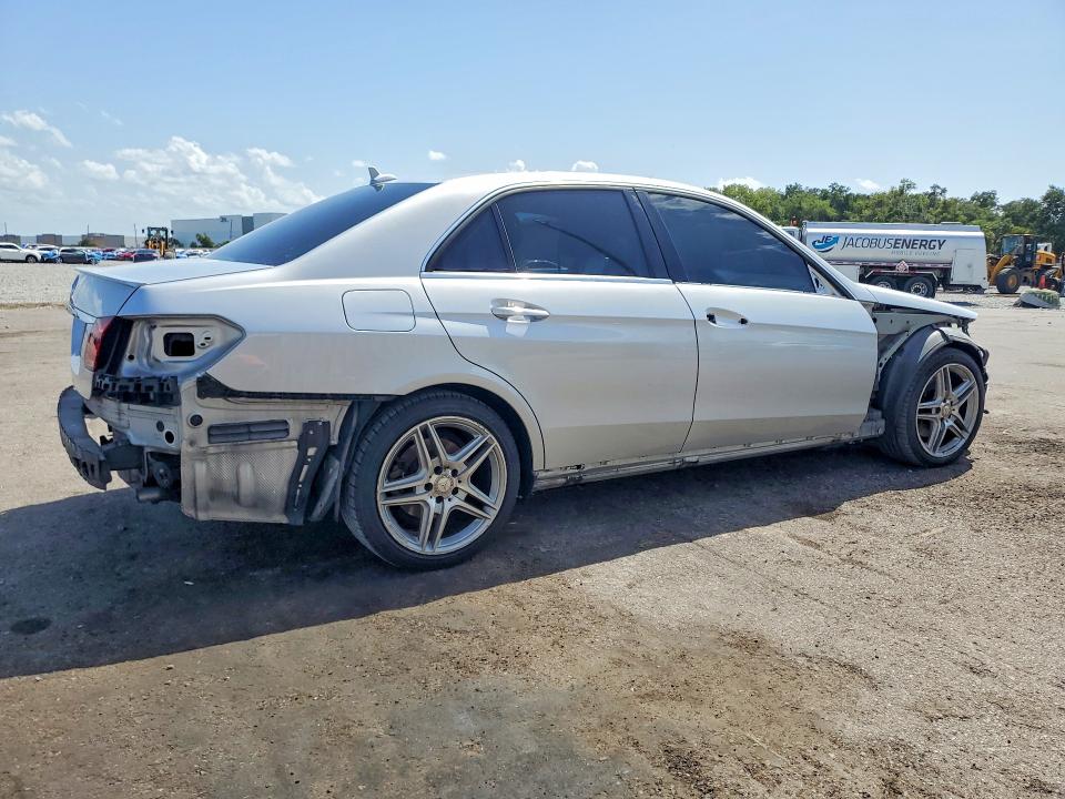 2014 Mercedes-benz VIN WDDHF5KB4EA902252 COPART salvage auction — FRONT END, Fl - Cert Of Title Slvg Rebuildable, sold $1,800 on 2026-08-05 (photo 3)