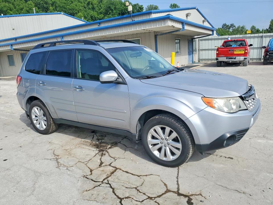 2013 Subaru Forester VIN JF2SHADC0DH417154 COPART salvage auction — FRONT END, Wv - Salvage Certificate, sold $650 on 2026-07-16 (photo 4)